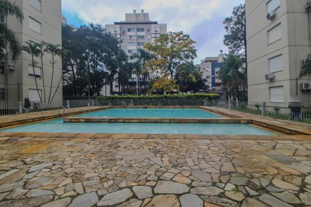 Apartamento à venda com 55m², 1 quarto e sem vaga Apartamento à venda com 55m², 1 quarto e sem vagaÁrea comum - Piscina