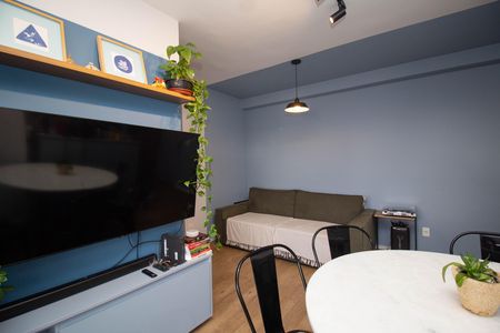 Sala de apartamento à venda com 2 quartos, 57m² em Piqueri, São Paulo