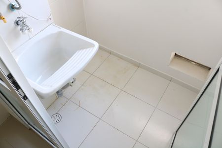Apartamento para alugar com 70m², 3 quartos e 1 vagaÁrea de Serviço