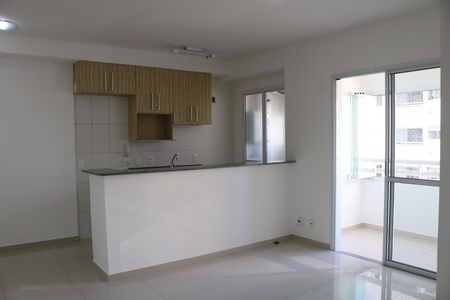 Apartamento para alugar com 70m², 3 quartos e 1 vagaSala