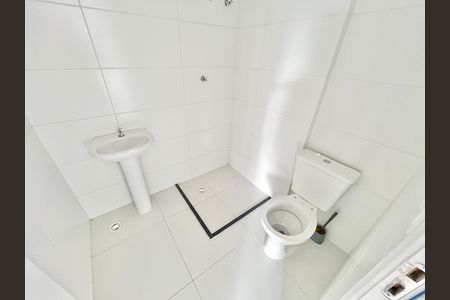 Studio para alugar com 30m², 1 quarto e sem vaga Studio para alugar com 30m², 1 quarto e sem vagaBanheiro