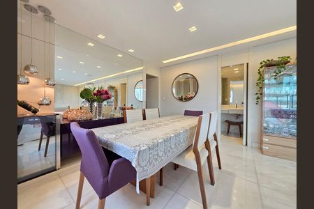 Sala  de apartamento à venda com 3 quartos, 128m² em Lourdes, Belo Horizonte