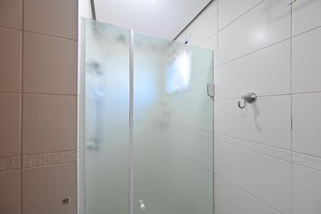 Apartamento à venda com 79m², 3 quartos e 2 vagas Apartamento à venda com 79m², 3 quartos e 2 vagasBanheiro da Suíte