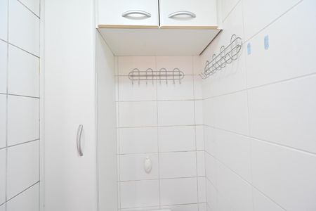 Apartamento à venda com 79m², 3 quartos e 2 vagas Apartamento à venda com 79m², 3 quartos e 2 vagasBanheiro de serviço