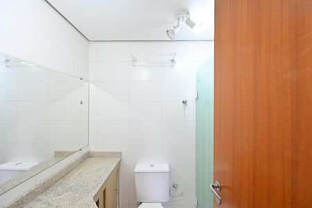 Apartamento à venda com 79m², 3 quartos e 2 vagas Apartamento à venda com 79m², 3 quartos e 2 vagasBanheiro Social