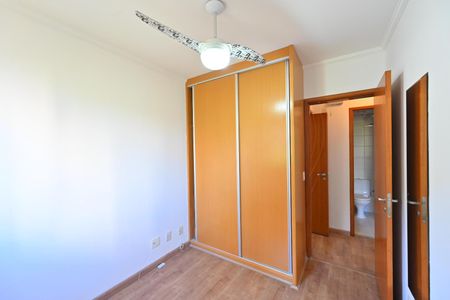 Apartamento à venda com 79m², 3 quartos e 2 vagas Apartamento à venda com 79m², 3 quartos e 2 vagasQuarto 3