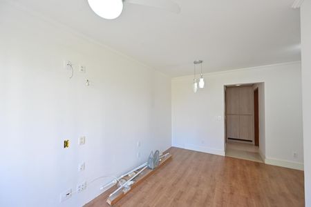 Apartamento à venda com 79m², 3 quartos e 2 vagas Apartamento à venda com 79m², 3 quartos e 2 vagasSala