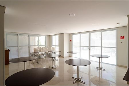 Apartamento à venda com 79m², 3 quartos e 2 vagas Apartamento à venda com 79m², 3 quartos e 2 vagasSalão de Festas