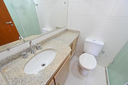 Apartamento à venda com 79m², 3 quartos e 2 vagas Apartamento à venda com 79m², 3 quartos e 2 vagasBanheiro Social