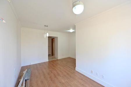 Apartamento à venda com 79m², 3 quartos e 2 vagas Apartamento à venda com 79m², 3 quartos e 2 vagasSala