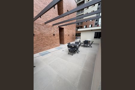 Apartamento à venda com 43m², 2 quartos e 1 vaga Apartamento à venda com 43m², 2 quartos e 1 vagaÁrea externa