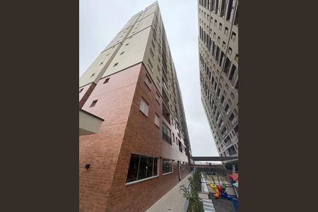 Apartamento à venda com 43m², 2 quartos e 1 vaga Apartamento à venda com 43m², 2 quartos e 1 vagaFachada