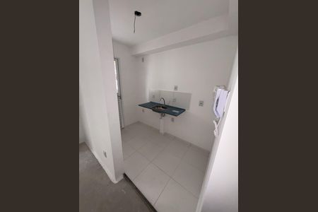 Cozinha de apartamento à venda com 2 quartos, 43m² em Jardim Tres Irmaos, Taboão da Serra