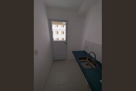 Cozinha de apartamento à venda com 2 quartos, 43m² em Jardim Tres Irmaos, Taboão da Serra