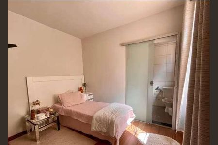 Apartamento à venda com 80m², 2 quartos e 1 vaga