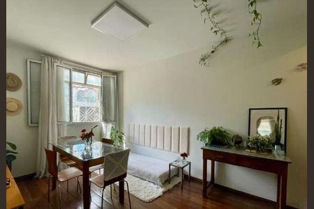 Apartamento à venda com 2 quartos, 80m² em Sagrada Família, Belo Horizonte