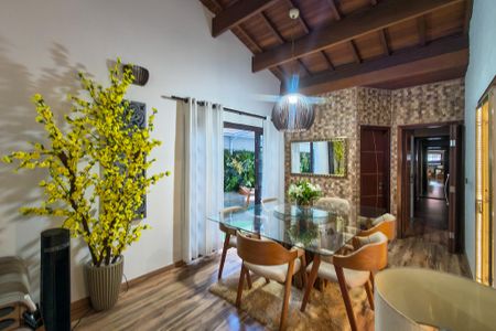 Casa para alugar com 500m², 4 quartos e 4 vagas