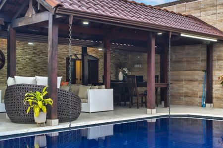 Casa para alugar com 500m², 4 quartos e 4 vagas Casa para alugar com 500m², 4 quartos e 4 vagasPiscina