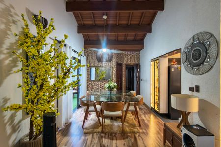 Casa para alugar com 500m², 4 quartos e 4 vagas