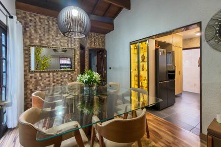 Casa para alugar com 500m², 4 quartos e 4 vagas