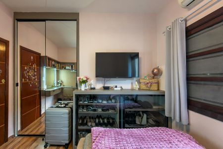 Casa para alugar com 500m², 4 quartos e 4 vagas Casa para alugar com 500m², 4 quartos e 4 vagasQuarto