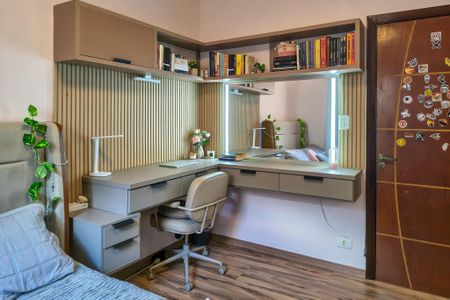 Casa para alugar com 500m², 4 quartos e 4 vagas Casa para alugar com 500m², 4 quartos e 4 vagasQuarto