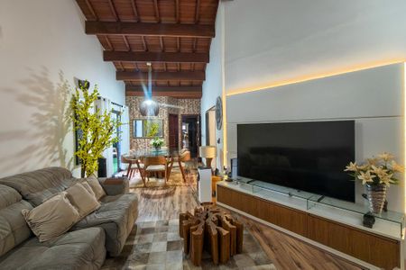 Casa para alugar com 500m², 4 quartos e 4 vagas