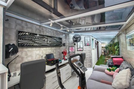 Casa para alugar com 500m², 4 quartos e 4 vagas Casa para alugar com 500m², 4 quartos e 4 vagasEscritório