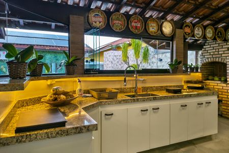 Casa para alugar com 500m², 4 quartos e 4 vagas Casa para alugar com 500m², 4 quartos e 4 vagasChurrasqueira