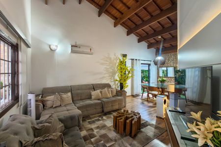 Casa para alugar com 4 quartos, 500m² em Solemar, Praia Grande