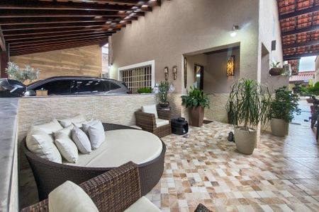 Casa para alugar com 500m², 4 quartos e 4 vagas Casa para alugar com 500m², 4 quartos e 4 vagasHall de entrada