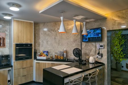 Casa para alugar com 500m², 4 quartos e 4 vagas Casa para alugar com 500m², 4 quartos e 4 vagasCozinha