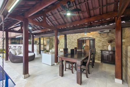 Casa para alugar com 500m², 4 quartos e 4 vagas Casa para alugar com 500m², 4 quartos e 4 vagasPiscina