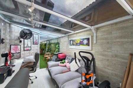 Casa para alugar com 500m², 4 quartos e 4 vagas Casa para alugar com 500m², 4 quartos e 4 vagasEscritório