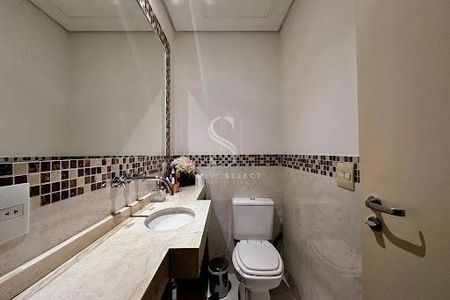 Casa à venda com 224m², 4 quartos e 5 vagas