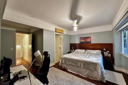 Casa à venda com 224m², 4 quartos e 5 vagas