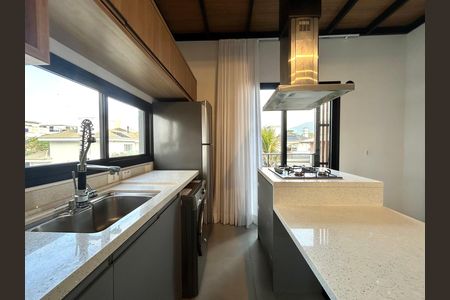 Apartamento para alugar com 60m², 2 quartos e 1 vagaCozinha 