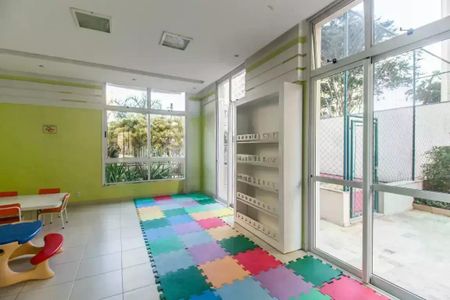 Apartamento à venda com 2 quartos, 78m² em Alphaville Industrial, Barueri
