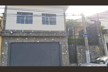 Casa à venda com 3 quartos, 172m² em Vila Barreto, São Paulo