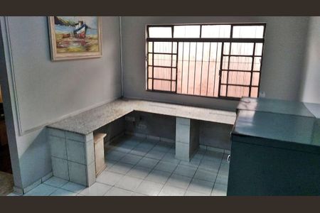 Casa à venda com 3 quartos, 172m² em Vila Barreto, São Paulo