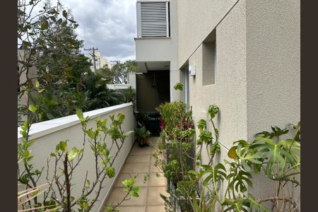 Apartamento à venda com 2 quartos, 104m² em Vila Romana, São Paulo