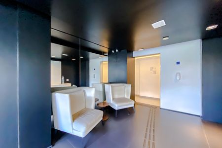 Apartamento para alugar com 30m², 1 quarto e 1 vaga Apartamento para alugar com 30m², 1 quarto e 1 vagaHall social