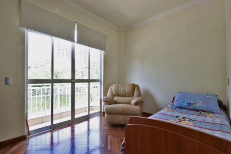 Casa de condomínio à venda com 371m², 4 quartos e 4 vagas