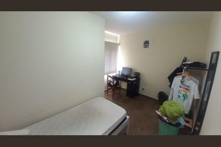Casa à venda com 220m², 4 quartos e 2 vagas