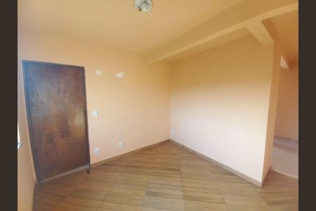 Casa à venda com 220m², 4 quartos e 2 vagas
