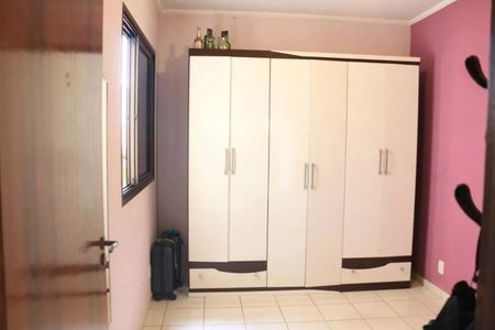 Casa à venda com 200m², 3 quartos e 2 vagas Casa à venda com 200m², 3 quartos e 2 vagasFoto 32