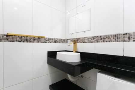 Apartamento para alugar com 37m², 2 quartos e sem vaga Apartamento para alugar com 37m², 2 quartos e sem vagaBanheiro