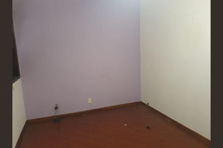 Casa à venda com 3 quartos, 124m² em Jardim das Laranjeiras, São Paulo