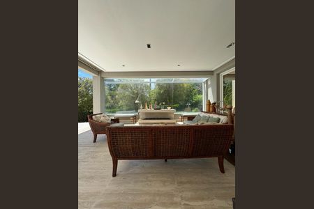 Casa de condomínio à venda com 846m², 6 quartos e 9 vagas