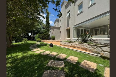 Casa de condomínio à venda com 846m², 6 quartos e 9 vagas